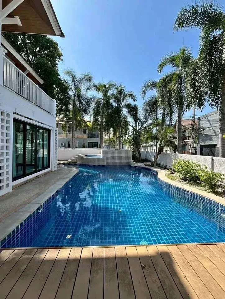 4 Bedroom House for Rent in Central Pattaya – Villa/House for Rent in Pattaya