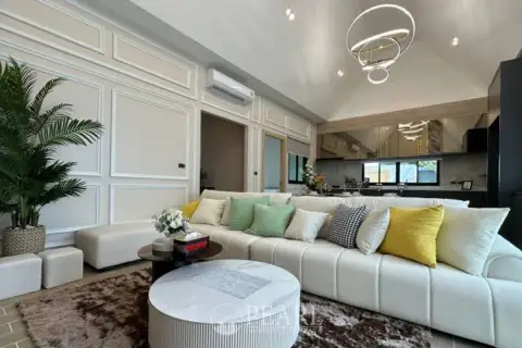 3 Bedroom House for Sale in Celestial Villa master bedroom with ensuite
