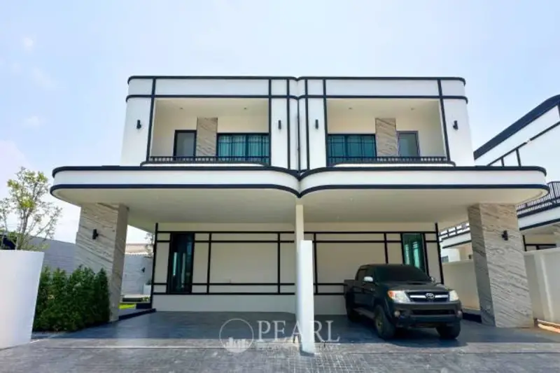 3 Bedroom Townhouse for Sale at Glam Boonsampan 6 – Townhouse for Sale in Pattaya