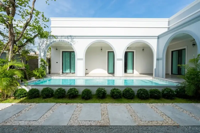 4 Bedroom House for Sale in Nong Prue – Villa/House for Sale in Pattaya