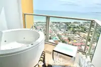 1 Bedroom Condo for Sale in Riviera Ocean Drive modern kitchen