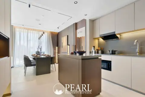 2 Bedroom Condo for Sale in The Panora Estuaria spacious living room with modern furniture