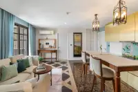 2 Bedroom Condo for Sale & Rent at Espana Condo Resort modern kitchen with appliances