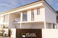 4 Bedroom House for Sale in Central Pattaya spacious living room