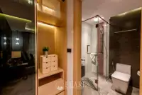2 Bedroom Condo for Sale in Pristine Park 3 modern kitchen