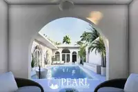 4 Bedroom House for Sale in Pattaya master bedroom