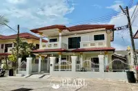 5 Bedroom Villa for Sale in Bang Lamung luxurious exterior facade