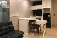 1 Bedroom Condo for Sale in Cetus Beachfront bedroom with king-size bed