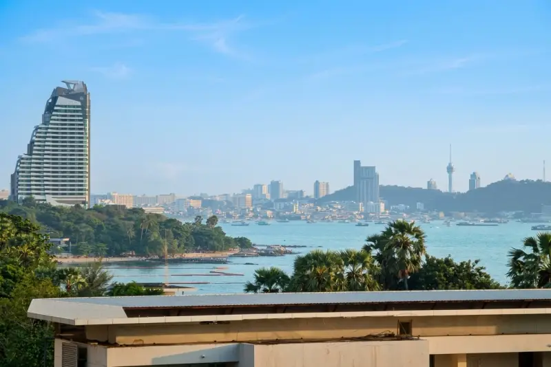 2 Bedroom Condo for Sale & Rent at Laguna Heights – Condo for Rent in Pattaya