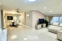 4 Bedroom House for Sale in Wantana Village private swimming pool and patio area