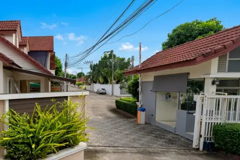 Plenary Park — Haus in Pattaya, photo 5 of 5