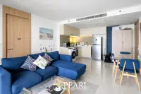 2 Bedroom Condo for Sale in The Riviera Jomtien master bedroom with balcony access