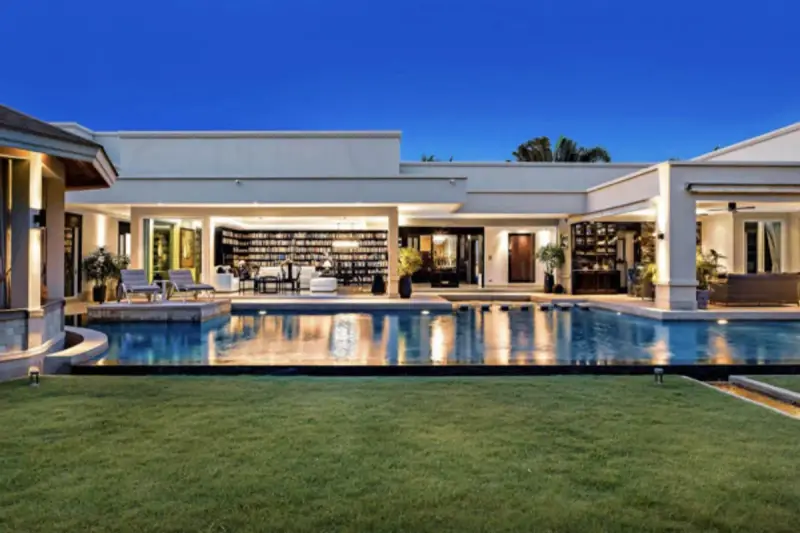 8 Bedroom House for Sale at The Vineyard – Villa/House for Sale in Pattaya