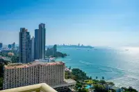 1 Bedroom Condo for Sale at Riviera Wong Amat Beach high-rise city and ocean view with Pattaya bay and skyscrapers