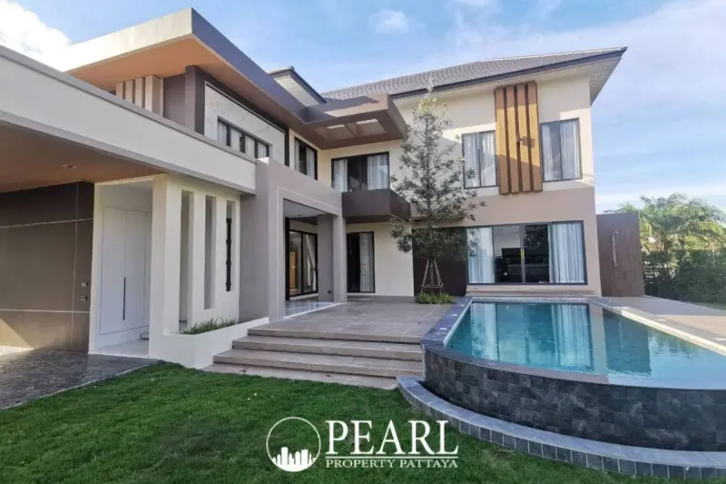 4 Bedroom House for Sale at Horseshoe Point – Villa/House for Sale in Pattaya