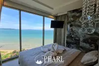 2 Bedroom Condo for Sale in Riviera Monaco spacious living room with ocean view