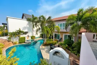 Baan Nai Fuun Village — new development photo 2, Pattaya Thailand