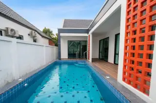 Pansuk Lakeside — new development photo 2, Pattaya Thailand