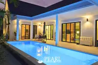 4 Bedroom House for Sale at Parkside Pool Villas spacious living room