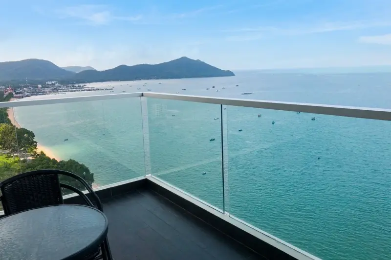 2 Bedroom Condo for Sale & Rent at Del Mare – Condo for Rent in Pattaya