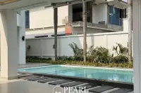 4 Bedroom House for Sale in View Point Village spacious living room with modern furniture