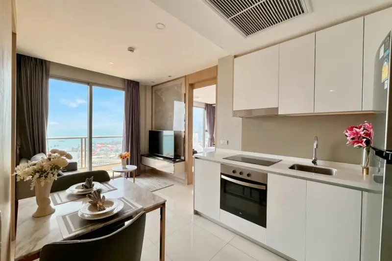 2 Bedroom Condo for Sale at The Riviera Jomtien – Condo for Sale in Pattaya