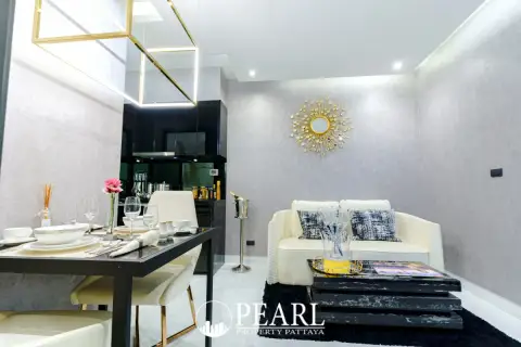 1 Bedroom Condo for Sale in Grand Solaire Pattaya sleek kitchen with appliances
