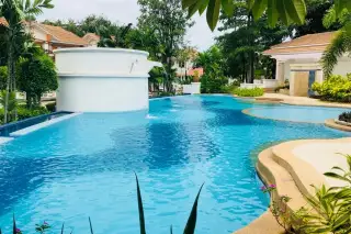 Baan Fah Rim Haad — new development photo 3, Pattaya Thailand