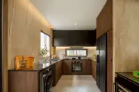 4 Bedroom House for Sale in Horizon By Patta elegant dining area