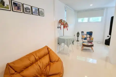 4 Bedroom House for Sale & Rent at Patta Prime spacious living room