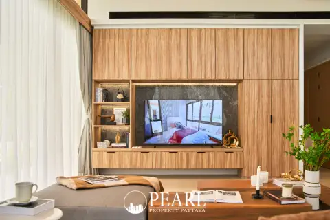 4 Bedroom Villa for Sale in Khao Mai Kaeo fully equipped kitchen with island