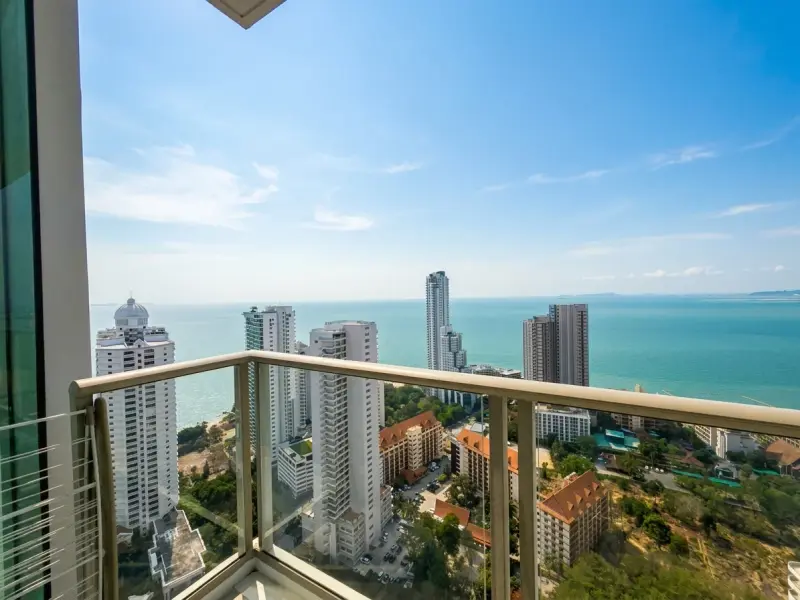 2 Bedroom Condo for Sale at Riviera Wong Amat Beach