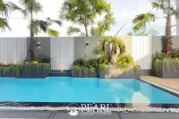 4 Bedroom House for Sale in Tree Villa spacious living room