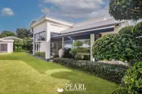 2 Bedroom House for Sale in L Pattaya living room with sofa