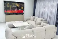 4 Bedroom Villa for Sale in Nong Prue master bedroom with ensuite bathroom