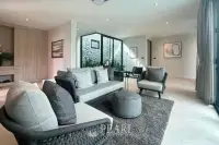 3 Bedroom Villa for Sale in Nong Prue spacious living room