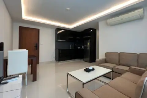 2 Bedroom Condo for Sale in Club Royal master bedroom with king-size bed