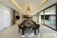 8 Bedroom House for Sale in Central Pattaya luxurious bathroom
