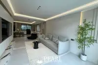 6 Bedroom Villa for Sale in Bang Lamung master bedroom with ensuite bathroom