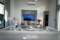 3 Bedroom Villa for Sale in Nong Prue spacious living room