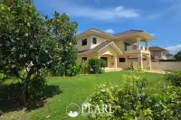 5 Bedroom House for Sale in Siam Garden exterior front view with garden