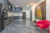 3 Bedroom Condo for Sale in Sunrise Beach Residence luxurious master bathroom