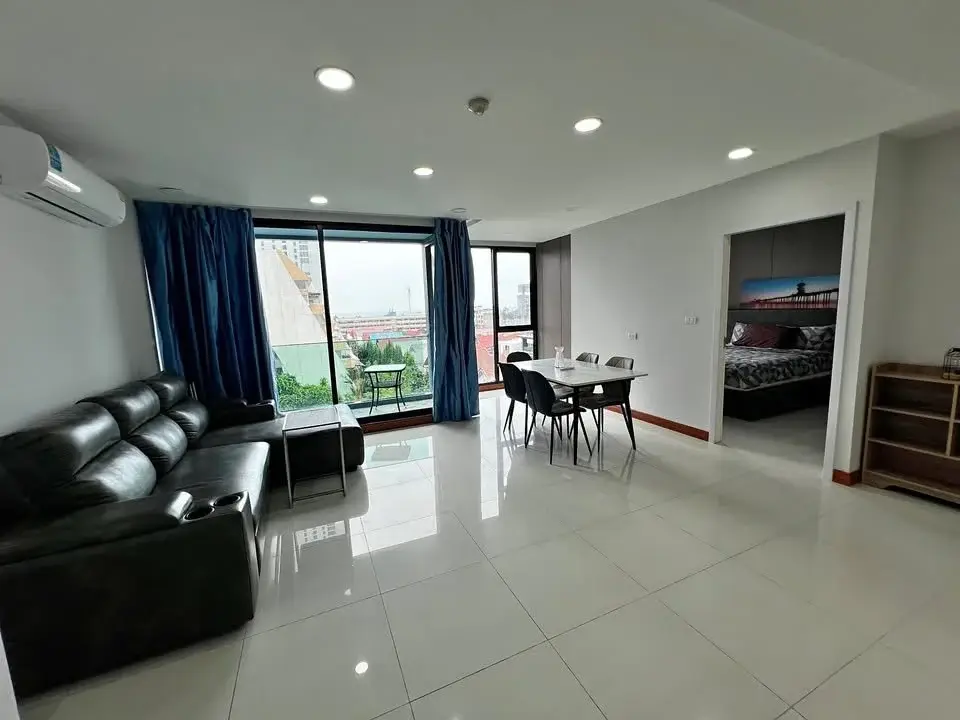 2 Bedroom Condo for Sale at Acqua Condo, Pattaya, Thailand — 2-bedroom Condo — photo 1
