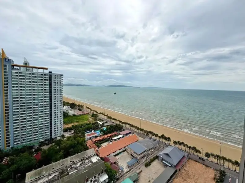 1 Bedroom Condo for Sale at Aeras – Condo for Sale in Pattaya