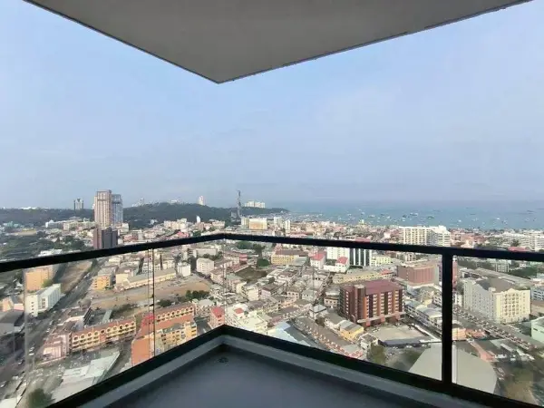 2 Bedroom Condo for Sale at Arcadia Millennium Tower