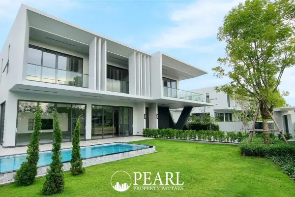 4 Bedroom House for Sale at Glory Village Pattaya