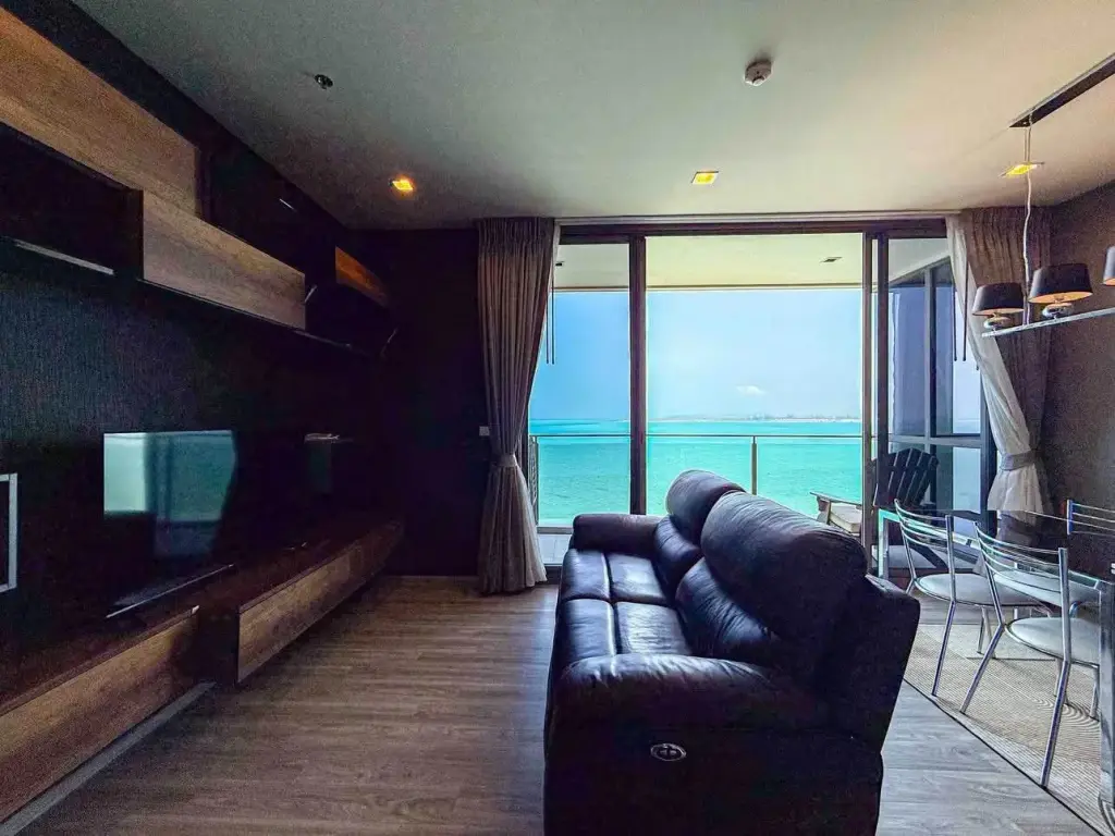 2 Bedroom Condo for Rent at Baan Plai Haad living room with leather sofa and panoramic sea view