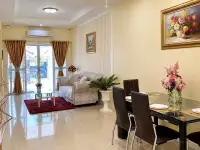 2 Bedroom House for Sale at Chokchai Village 7, Pattaya, Thailand — 2-bedroom House — photo 2