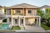 4 Bedroom House for Sale in Horizon By Patta modern exterior with garden