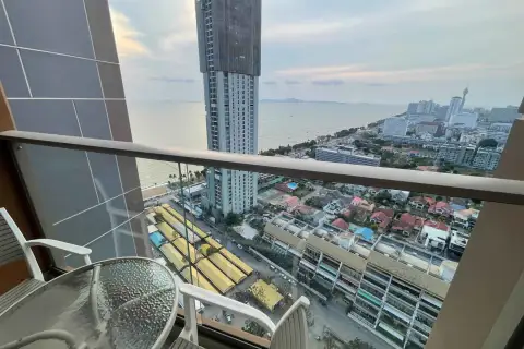 1 Bedroom Condo for Rent at Copacabana Beach Jomtien private balcony overlooking Jomtien coastline and city